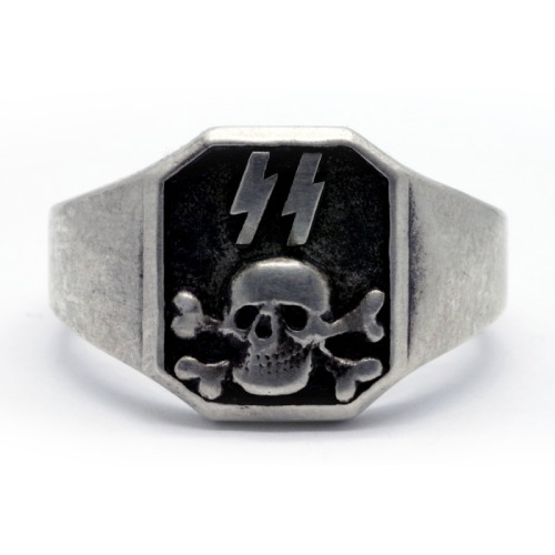 German Waffen SS Totenkopf Officers Skull Ring