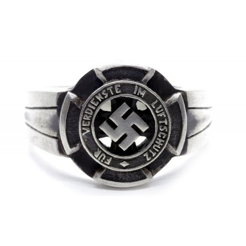 Luftschutz-Ehrenzeichen Cross Ring WWII Third Reich Ring
